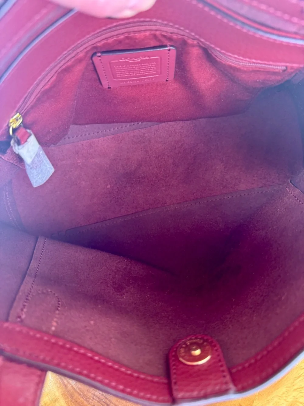 Coach Wine & Pink Leather Tote Horse & Carriage Embossed Logo - Picture 9 of 16